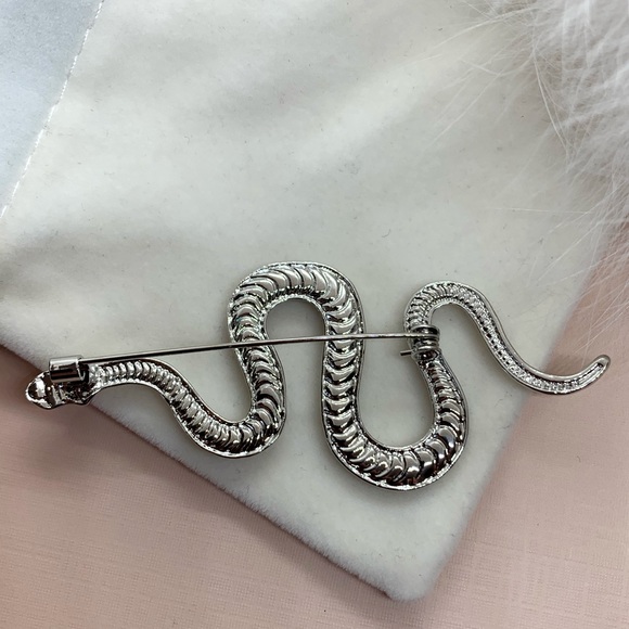 Silver Snake Brooch - Picture 3 of 3